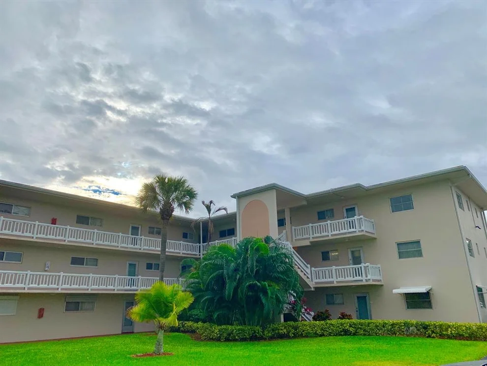 Unit for sale at 2855 S Garden Drive, Lake Worth, FL 33461