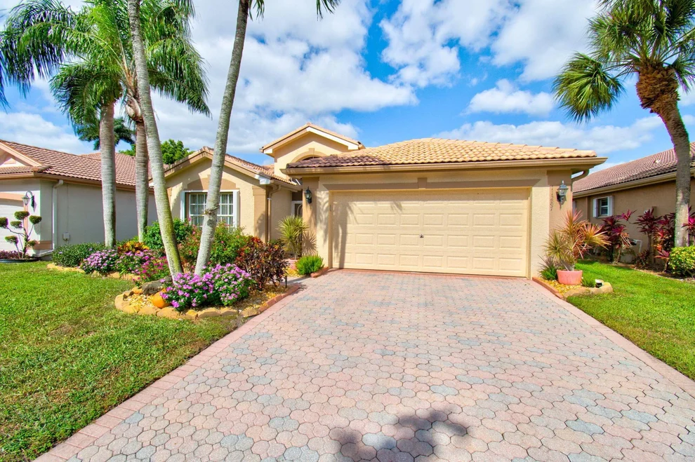Unit for sale at 11287 Felice Circle, Boynton Beach, FL 33437