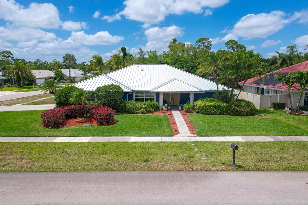 Unit for sale at 13479 Northumberland Circle, Wellington, FL 33414