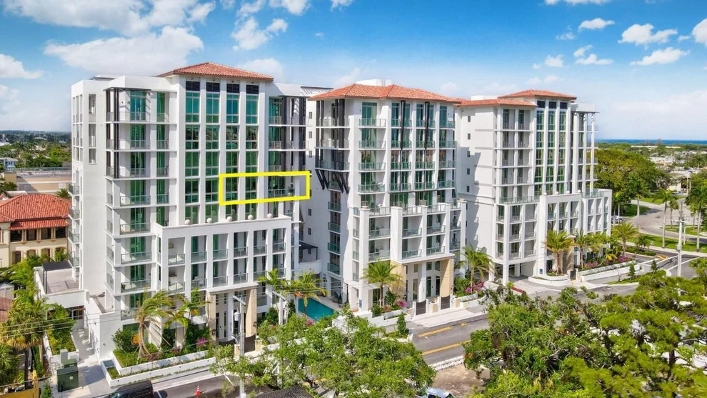 Unit for sale at 475 E Royal Palm Road, Boca Raton, FL 33432