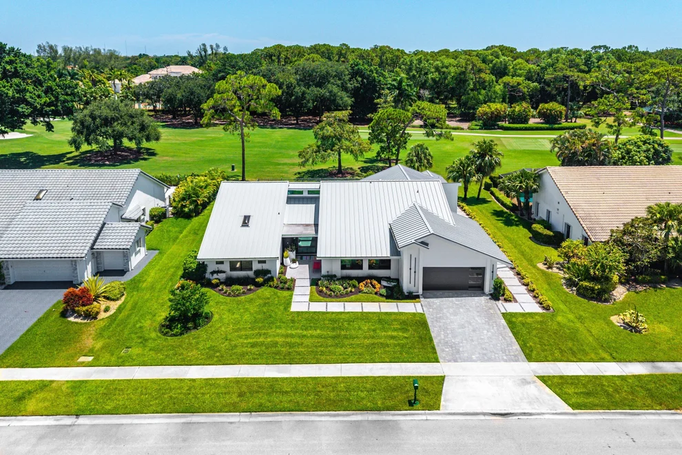 Unit for sale at 10574 Boca Woods Lane, Boca Raton, FL 33428