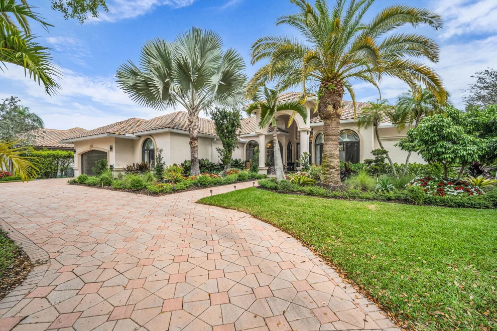 Unit for sale at 131 Dockside Circle, Weston, FL 33327