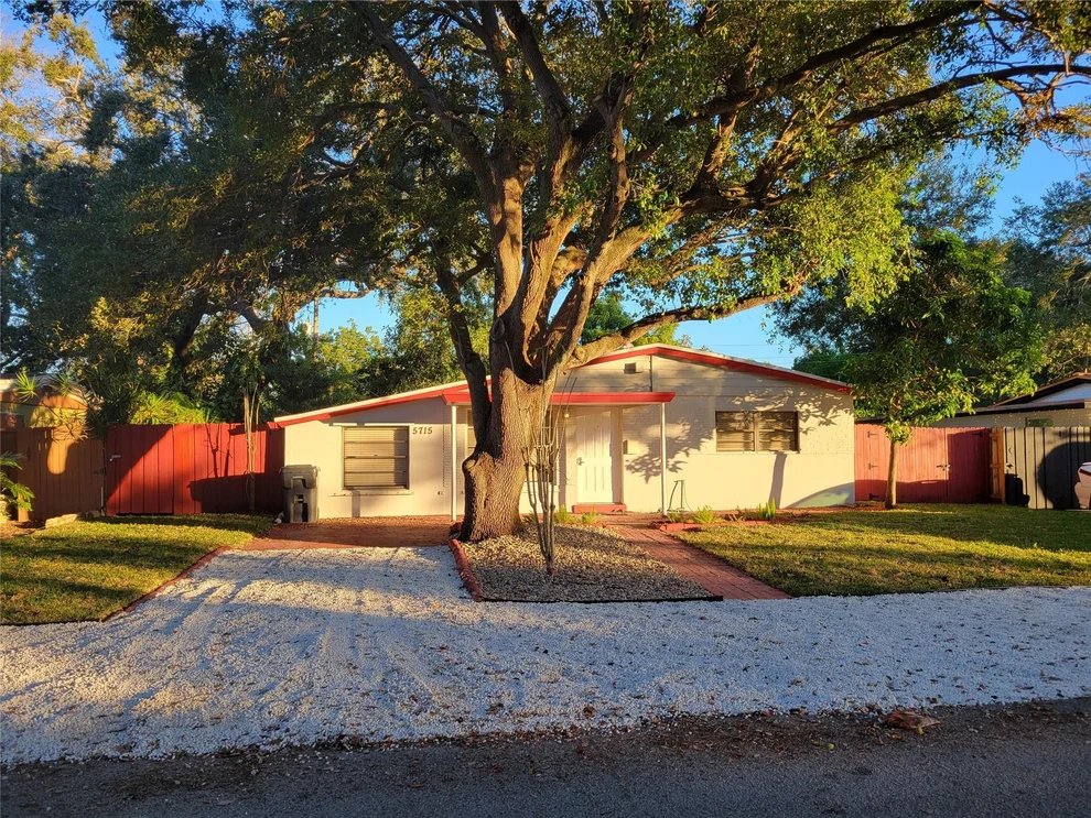 Unit for sale at 5715 Douglas Street, Hollywood, FL 33021