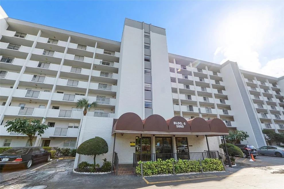 Unit for sale at 5860 NW 44th Street, Lauderhill, FL 33319
