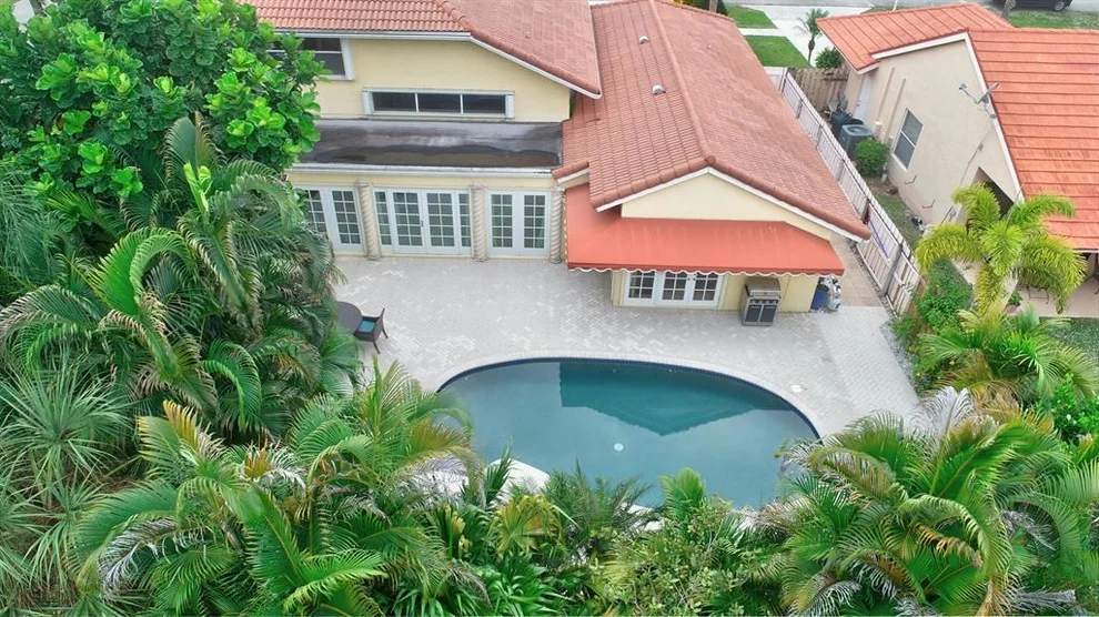Unit for sale at 9501 Carousel Circle E, Boca Raton, FL 33434