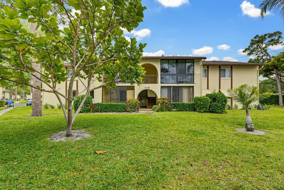 Unit for sale at 119 Lake Pine Circle, Greenacres, FL 33463