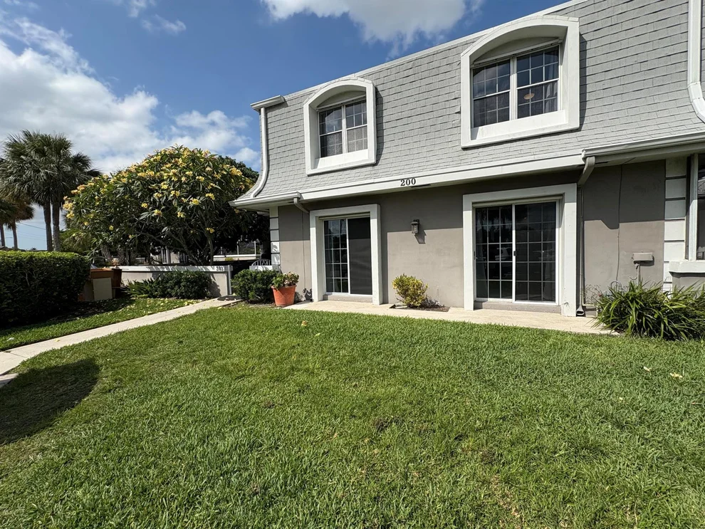 Unit for sale at 203 Vision Court, Palm Beach Gardens, FL 33418