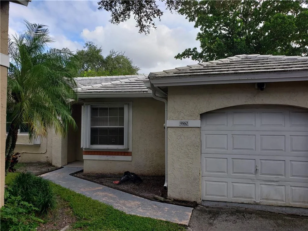 Unit for sale at 9860 NW 2nd Court, Plantation, FL 33324