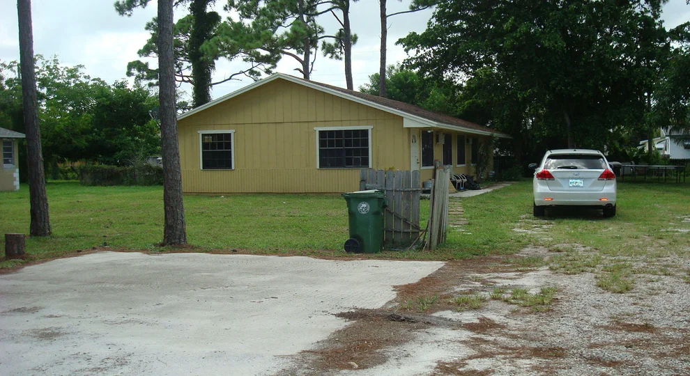 Unit for sale at 3305 Gulfstream Road, Lake Worth, FL 33462