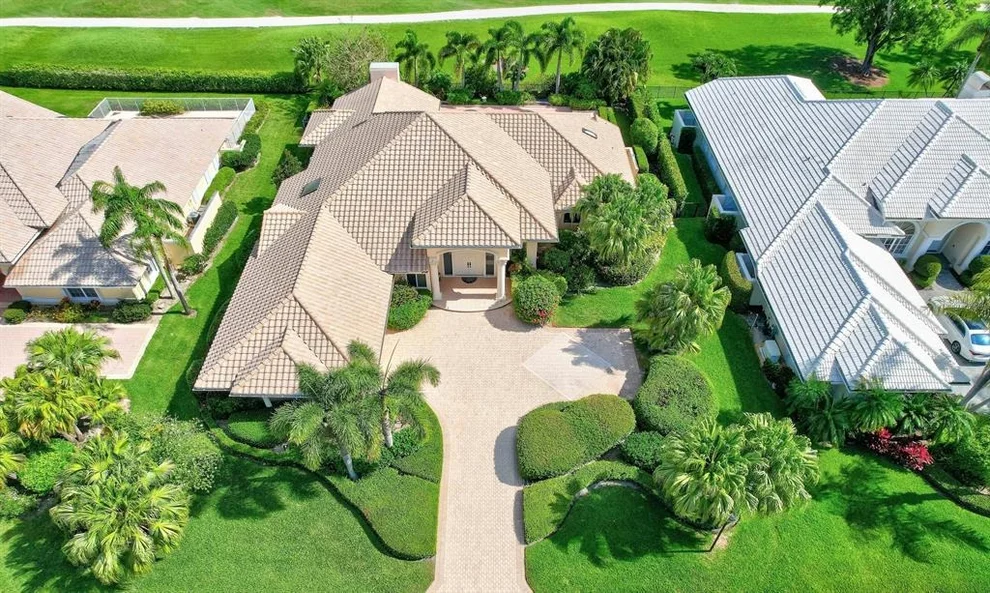 Unit for sale at 119 Thornton Drive, Palm Beach Gardens, FL 33418