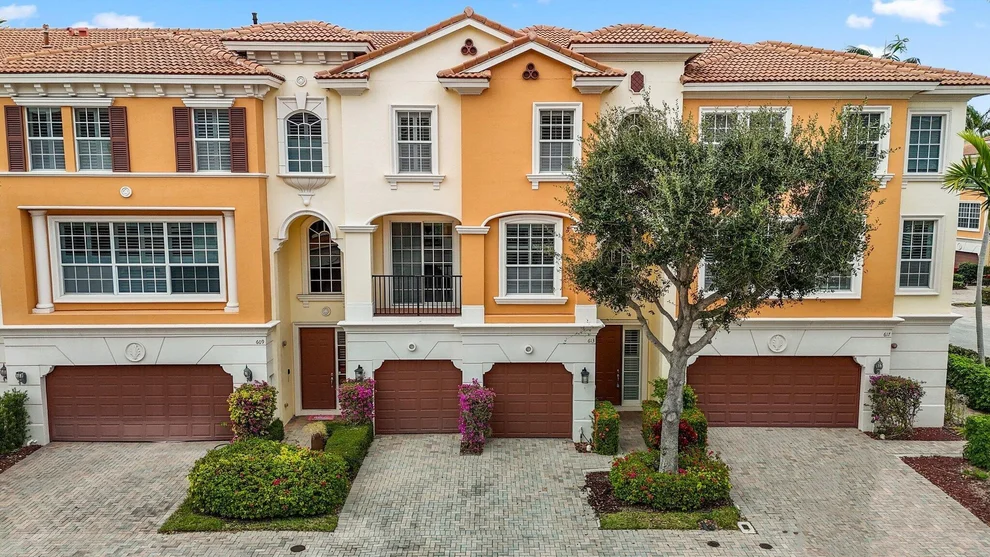 Unit for sale at 613 NE Francesca Lane, Boca Raton, FL 33487