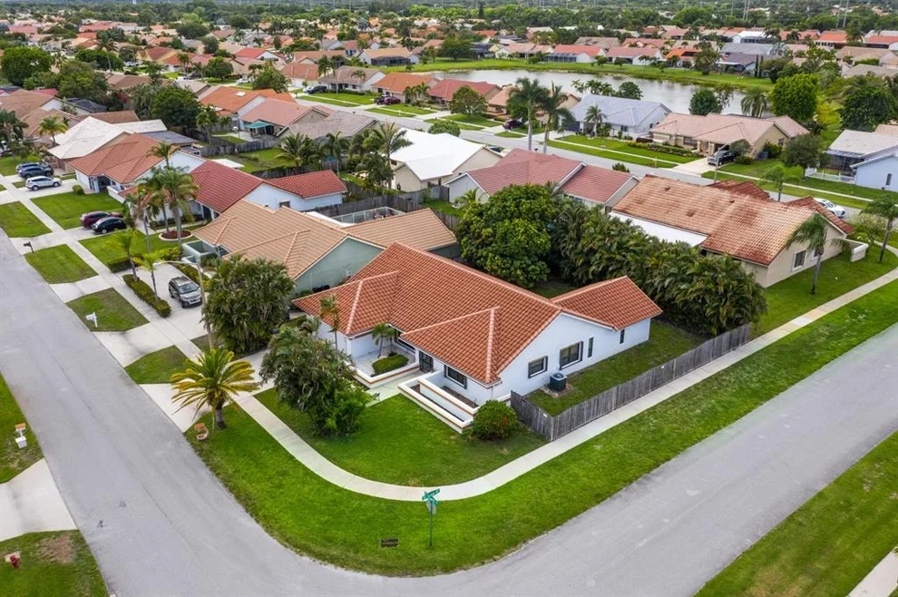 Unit for sale at 9535 Sun Pointe Drive, Boynton Beach, FL 33437