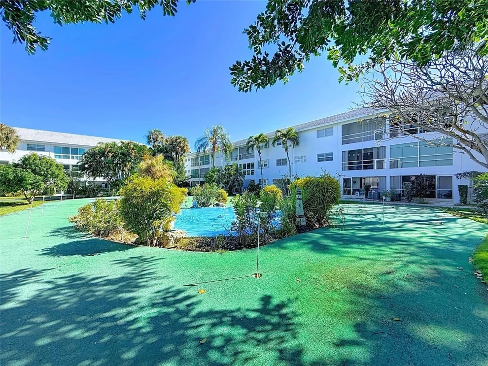 Unit for sale at 2050 NE 39th Street, Lighthouse Point, FL 33064