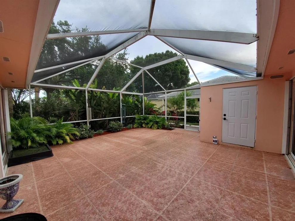 Unit for sale at 2802 Lakemont Court, Palm Beach Gardens, FL 33403