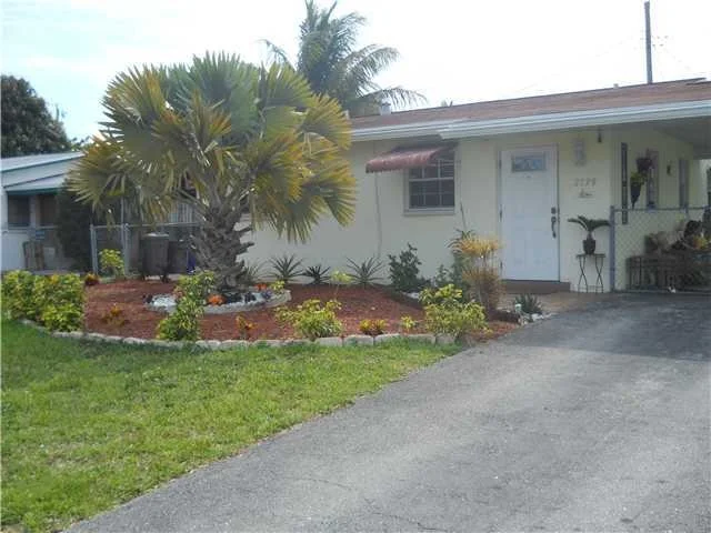Unit for sale at 2139 Kudza Road, West Palm Beach, FL 33415