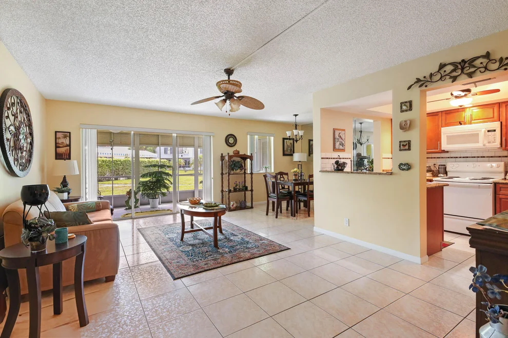 Unit for sale at 3186 Via Poinciana, Greenacres, FL 33467