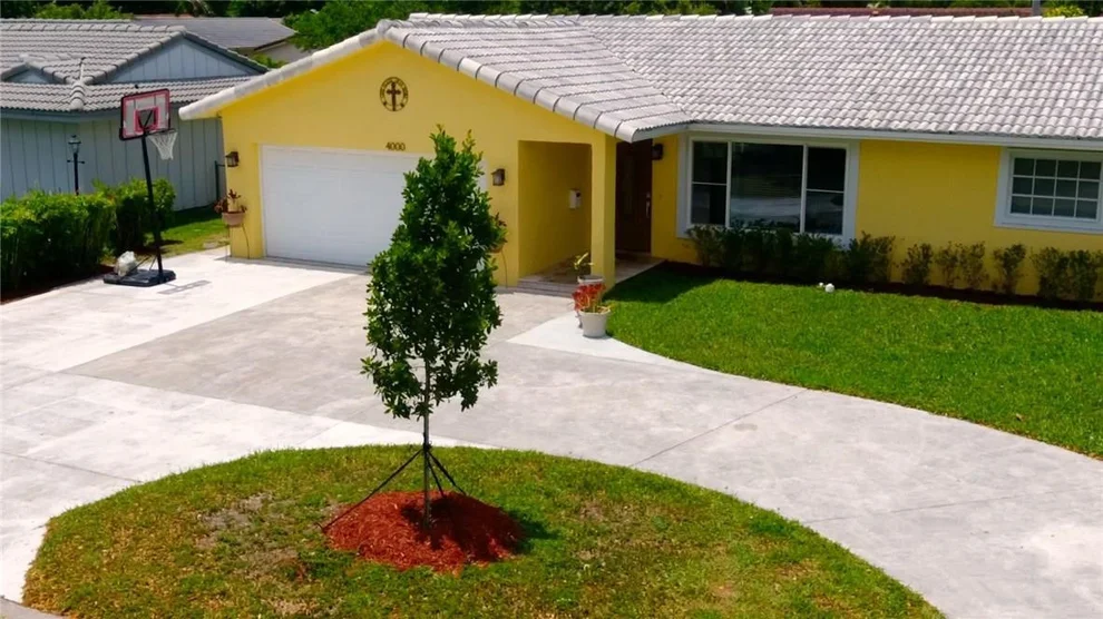Unit for sale at 4000 NW 108th Drive, Coral Springs, FL 33065
