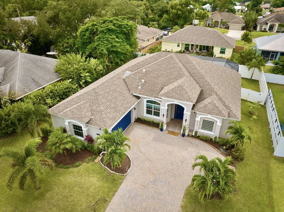 Unit for sale at 610 SE Daly Court SE, Port St Lucie, FL 34984