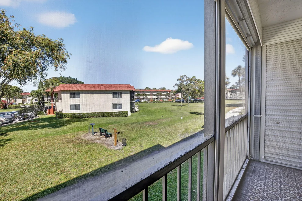 Unit for sale at 8921 S HOLLYBROOK Boulevard, Pembroke Pines, FL 33025