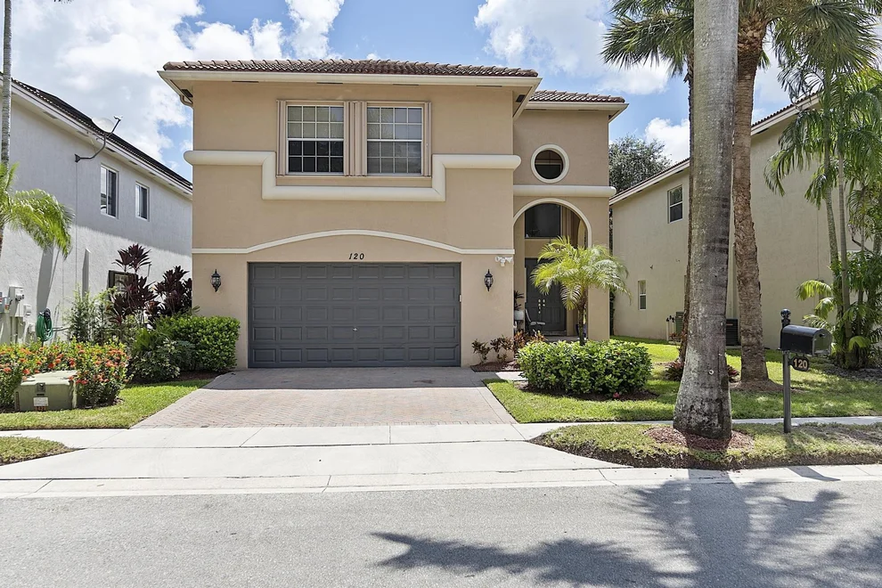 Unit for sale at 120 NW 117TH Terrace, Plantation, FL 33325