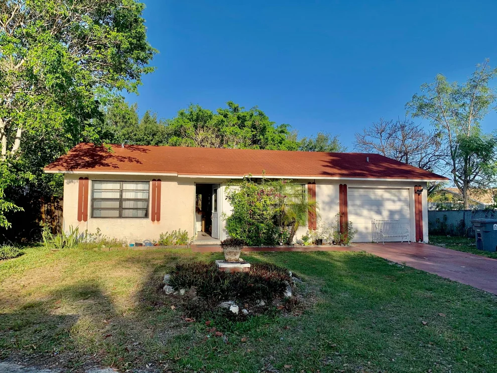 Unit for sale at 7480 Sunny Hill Terrace, Lantana, FL 33462