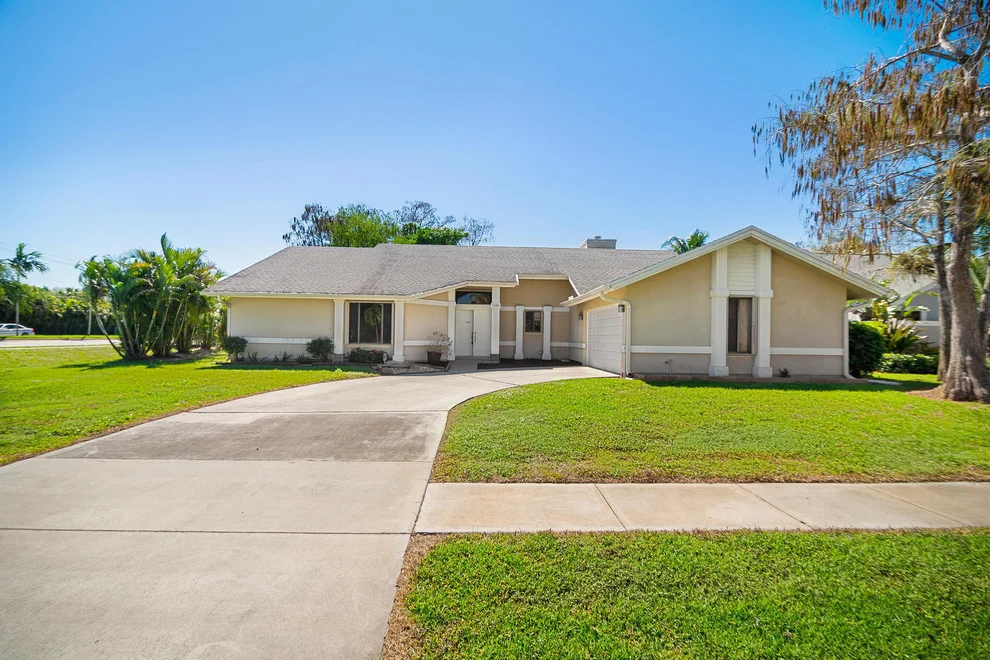 Unit for sale at 13620 Carlton Street, Wellington, FL 33414