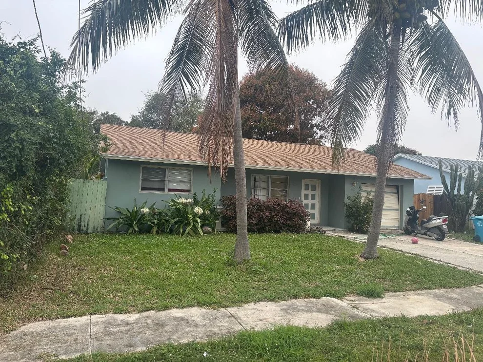 Unit for sale at 805 SE 3rd Street, Boynton Beach, FL 33435