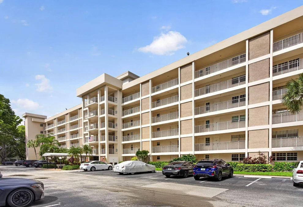 Unit for sale at 2901 S Palm Aire Drive, Pompano Beach, FL 33069
