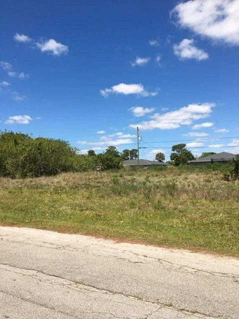 Unit for sale at 1273 SW Eleuthera Avenue, Port St Lucie, FL 34953