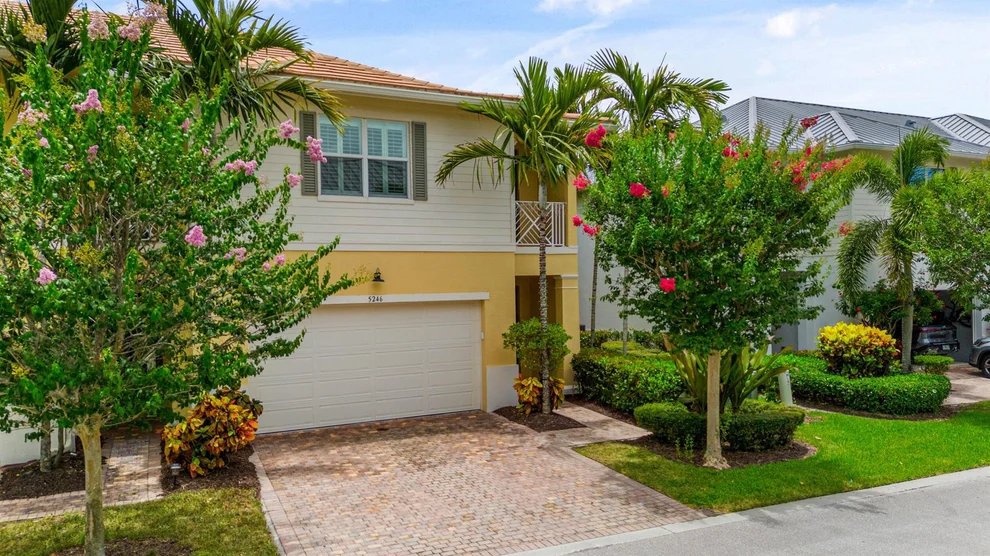 Unit for sale at 5246 Cambridge Ct Court, Palm Beach Gardens, FL 33418