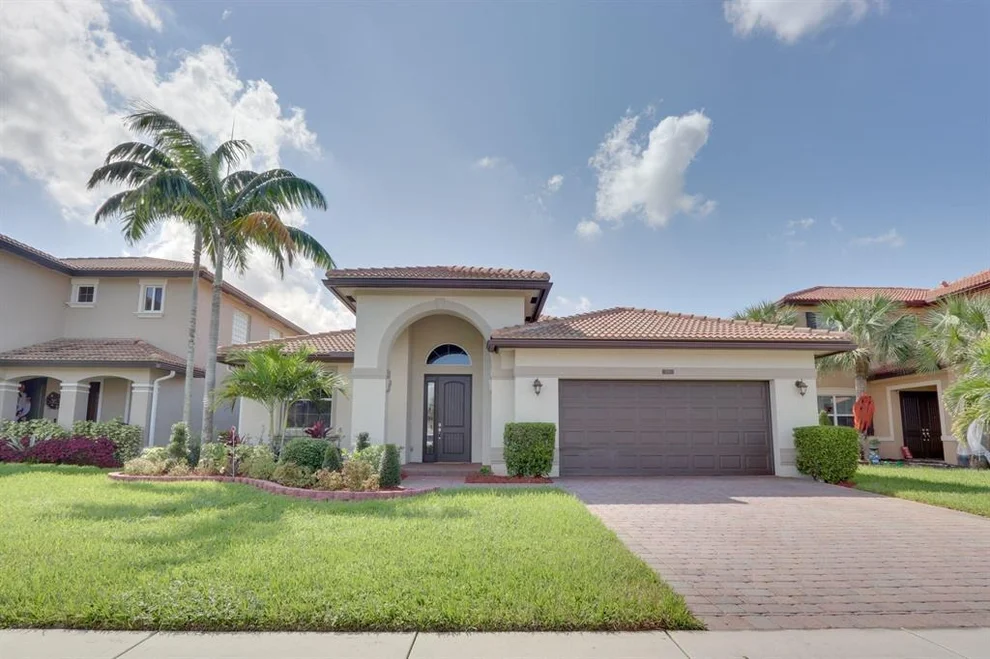 Unit for sale at 4990 Manchia Drive, Lake Worth, FL 33463