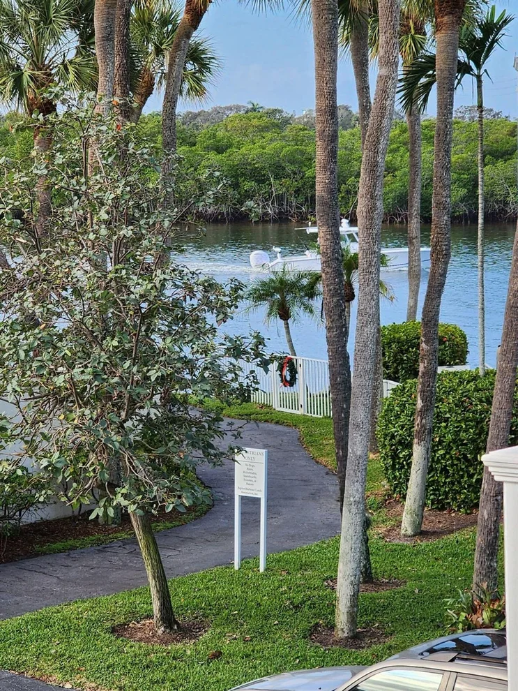 Unit for sale at 1000 N Us Highway 1, Jupiter, FL 33477