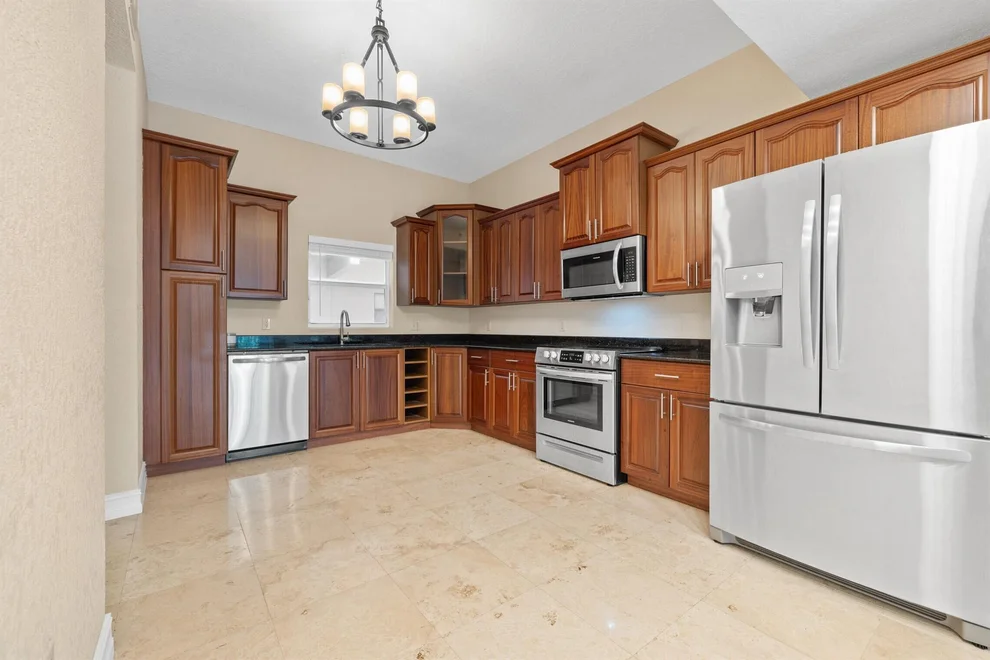 Unit for sale at 1640 Presidential Way, West Palm Beach, FL 33401