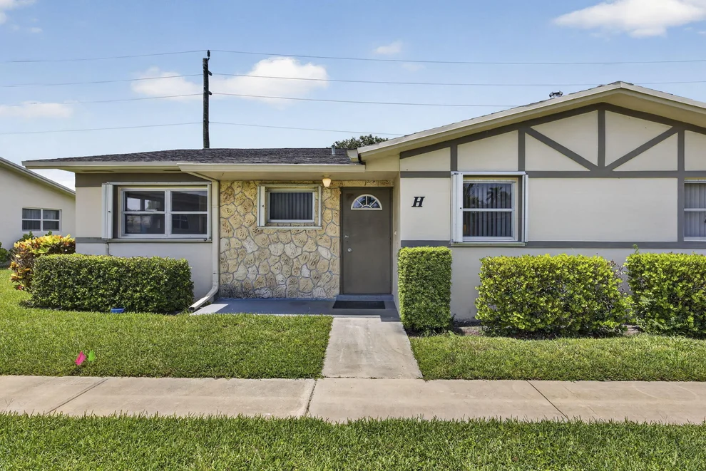 Unit for sale at 2521 Emory Drive W, West Palm Beach, FL 33415