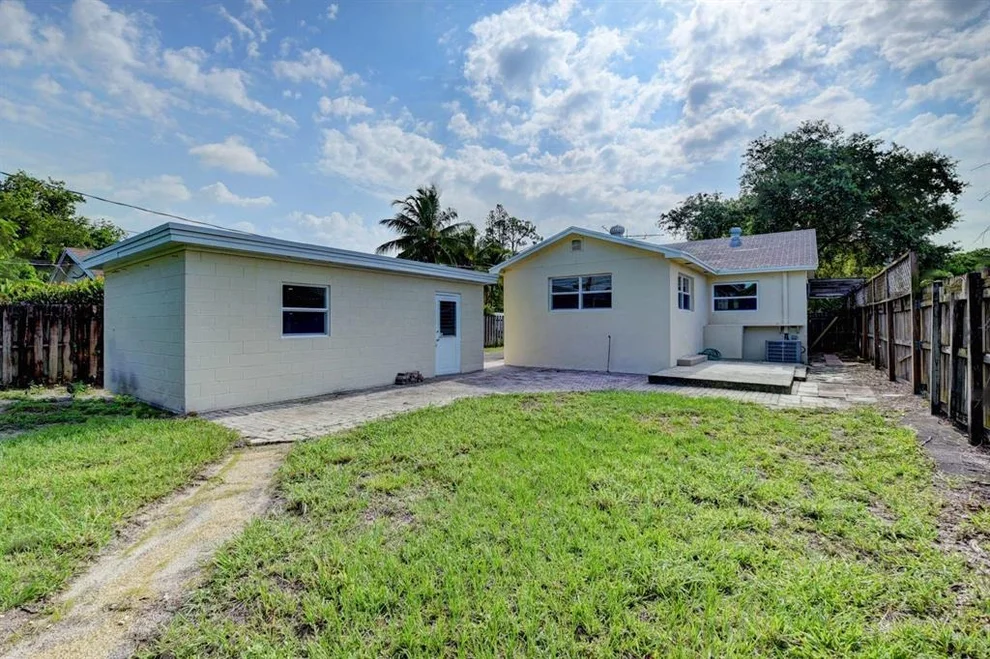 Unit for sale at 1101 Lehto Lane, Lake Worth, FL 33463