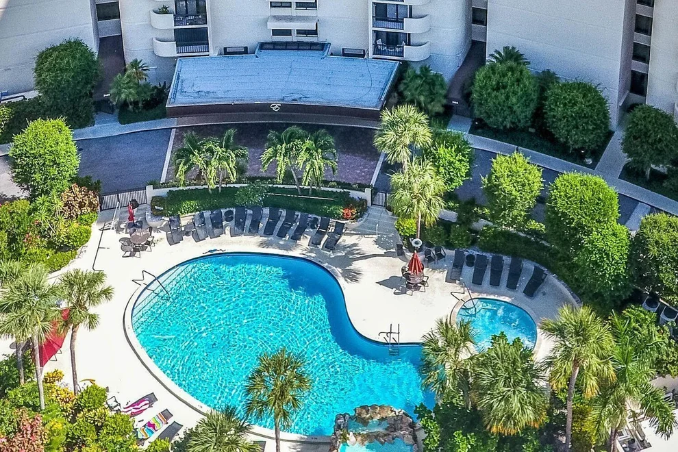 Unit for sale at 2480 Presidential Way, West Palm Beach, FL 33401