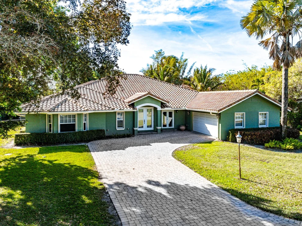 Unit for sale at 10295 Saint Andrews Road, Boynton Beach, FL 33436