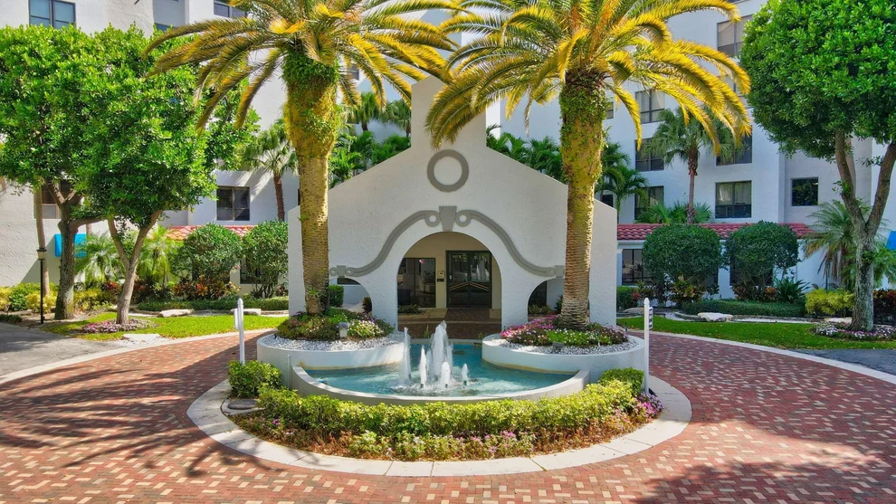 Unit for sale at 7563 Imperial Drive, Boca Raton, FL 33433