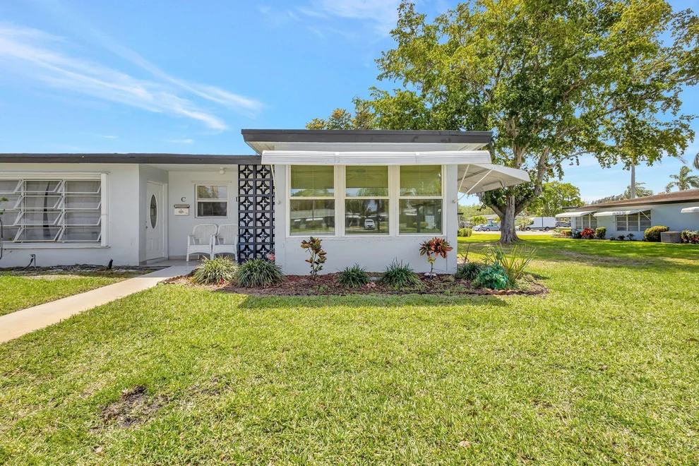Unit for sale at 652 High Point Boulevard N, Delray Beach, FL 33445