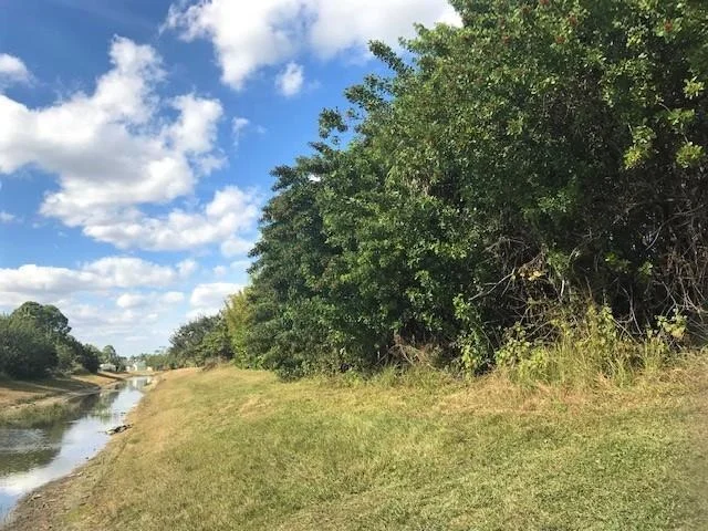 Unit for sale at 2574 SW Fairgreen Road, Port St Lucie, FL 34953