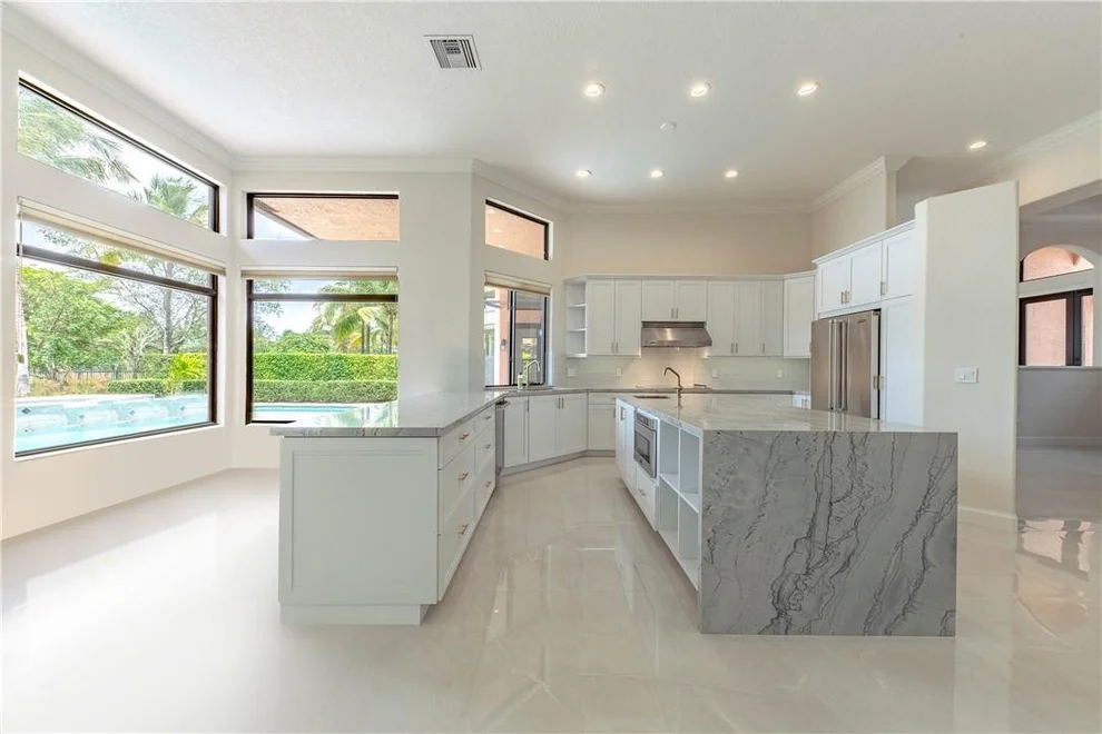 Unit for sale at 3041 W Lake Vista Circle, Davie, FL 33328