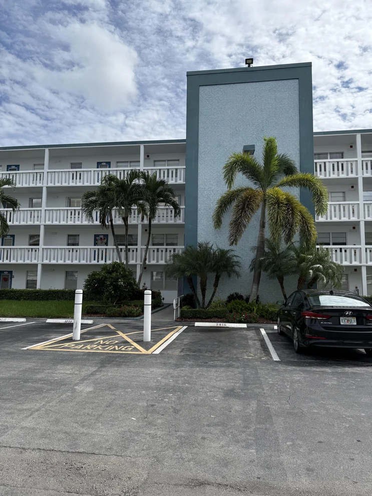 Unit for sale at 1008 EXETER A, Boca Raton, FL 33434