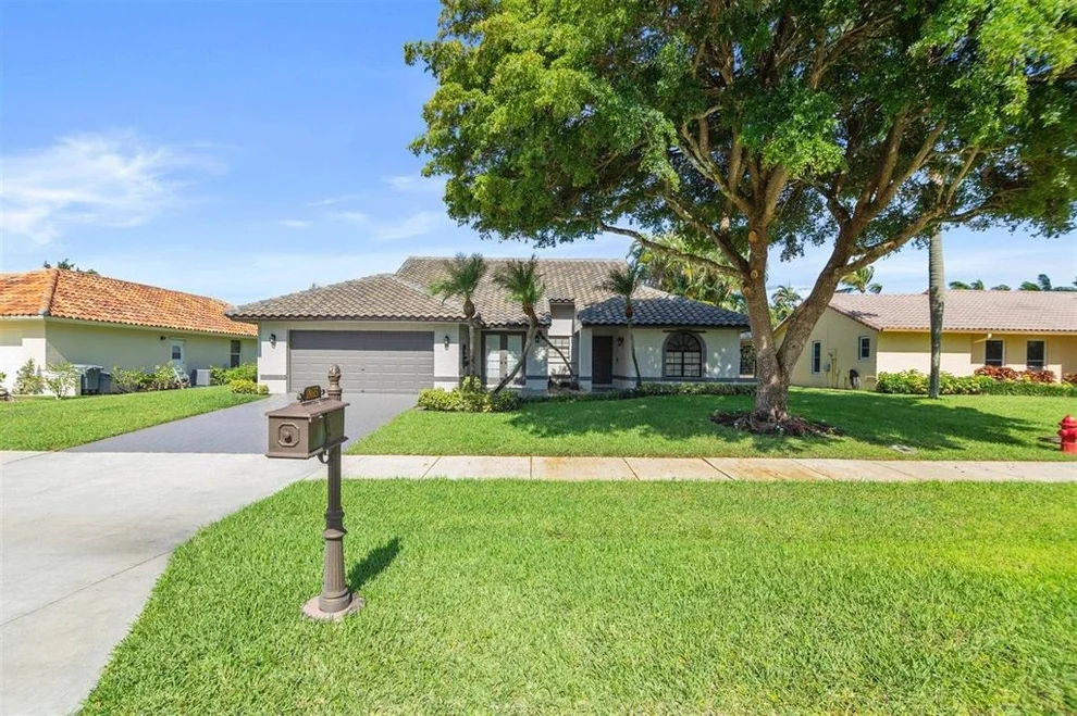 Unit for sale at 18615 Anchor Drive, Boca Raton, FL 33498