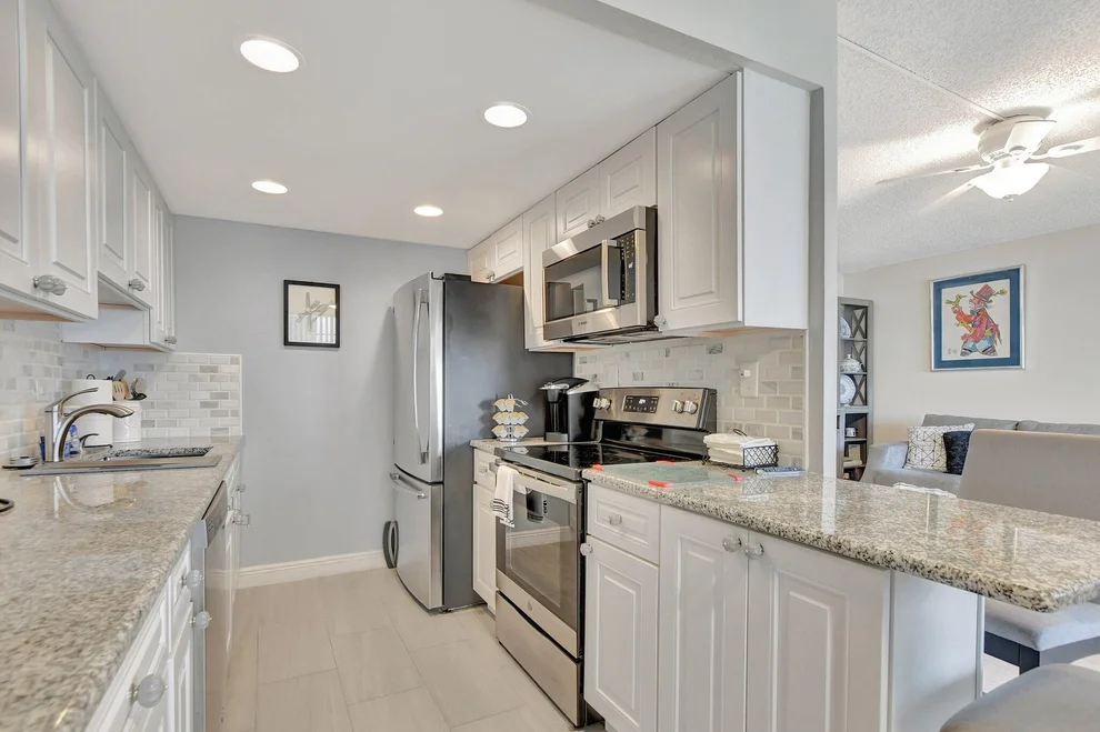 Unit for sale at 1081 Exeter E, Boca Raton, FL 33434
