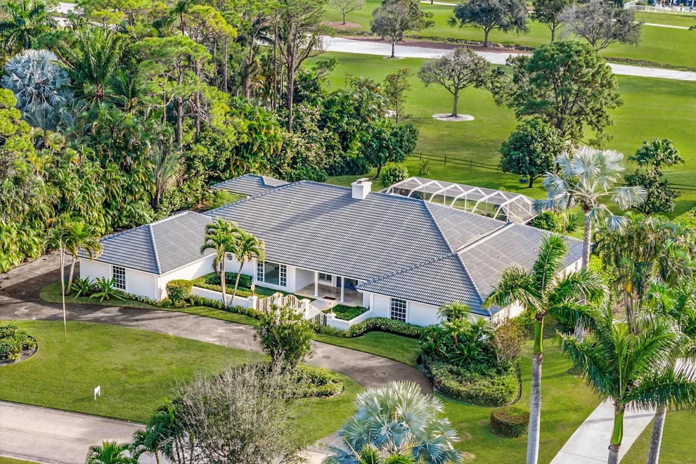 Unit for sale at 650 Atlantis Estates Way, Atlantis, FL 33462