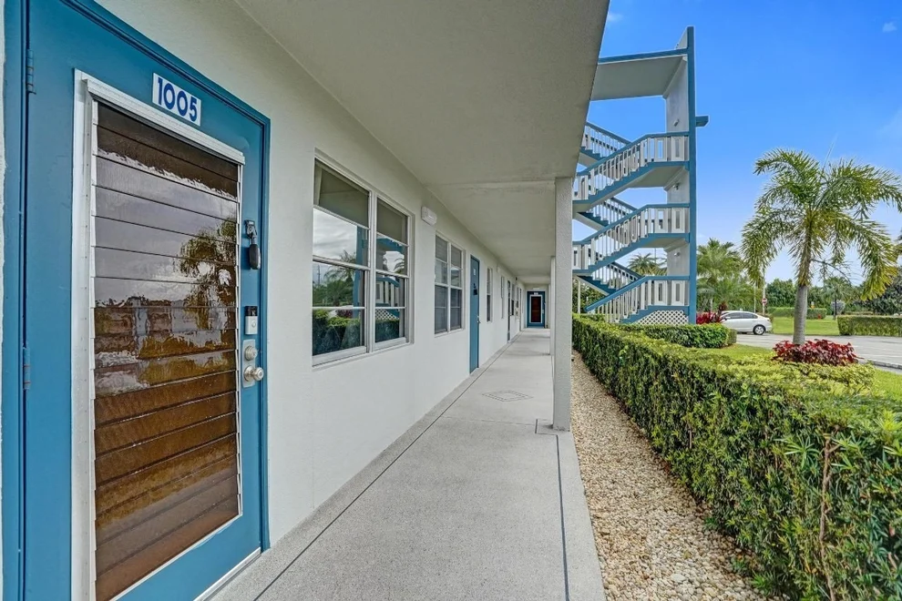 Unit for sale at 1005 Lincoln A, Boca Raton, FL 33434