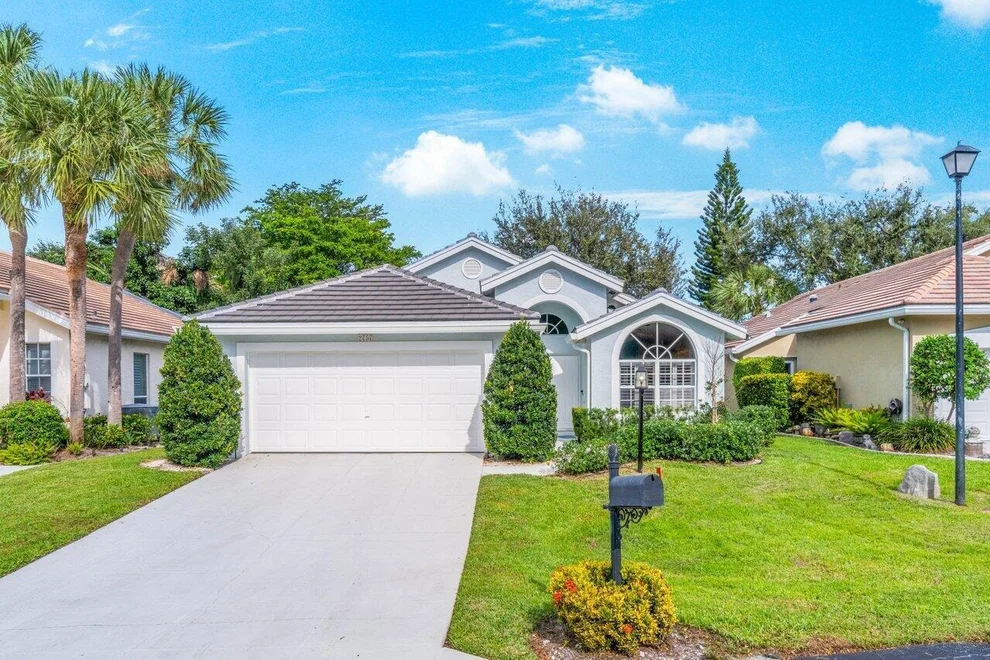 Unit for sale at 2757 S Clearbrook Circle, Delray Beach, FL 33445
