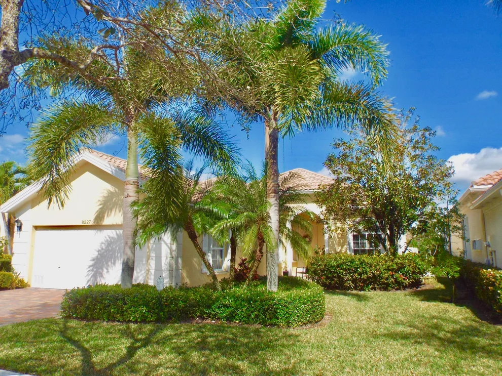 Unit for sale at 8227 Xanthus Lane, Wellington, FL 33414