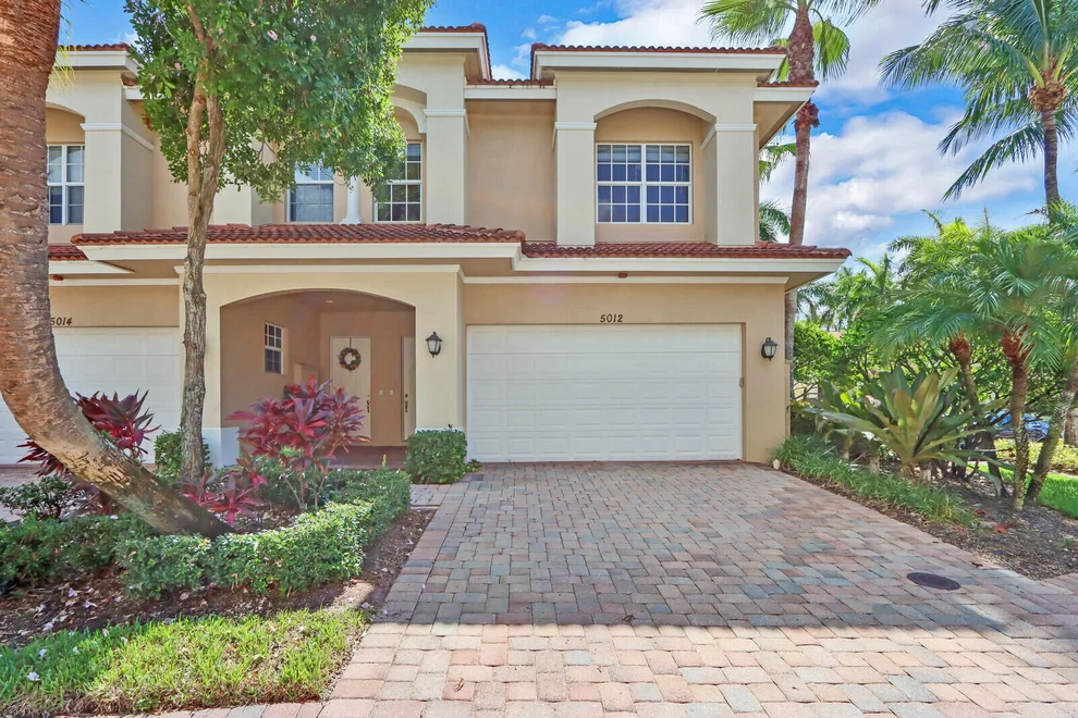 Unit for sale at 5012 Vine Cliff Way W, Palm Beach Gardens, FL 33418