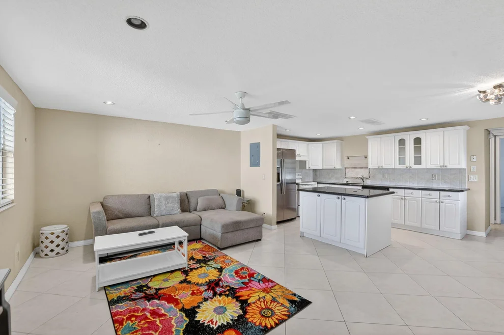 Unit for sale at 258 Monaco F, Delray Beach, FL 33446